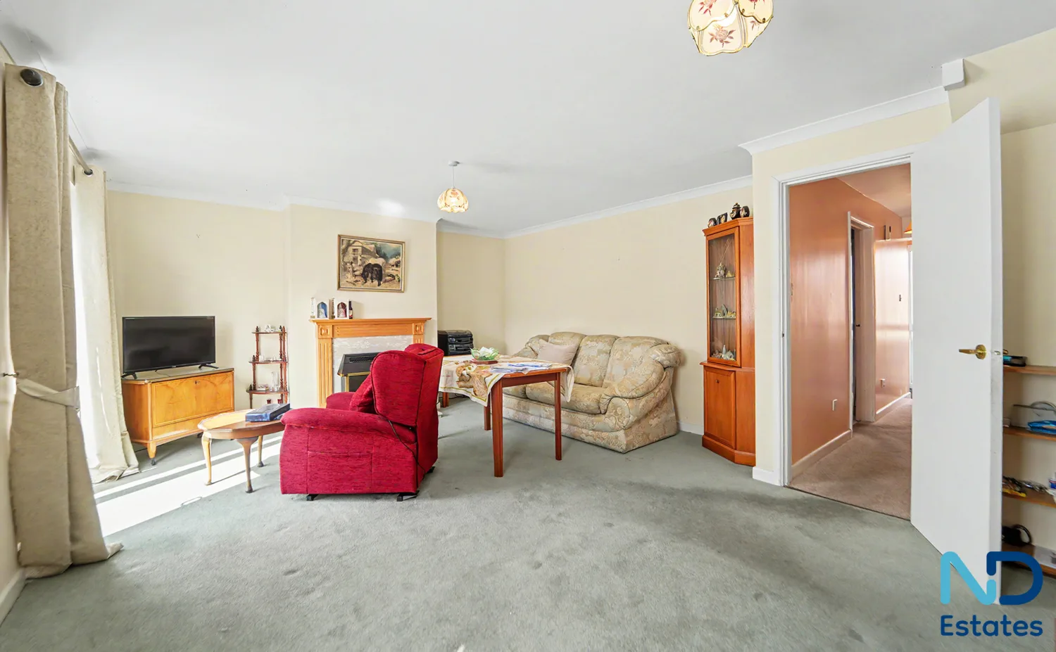 St Helier - Three Bedroom Home with Garden, Garage and Parking, St Helier — photo 4 of 5