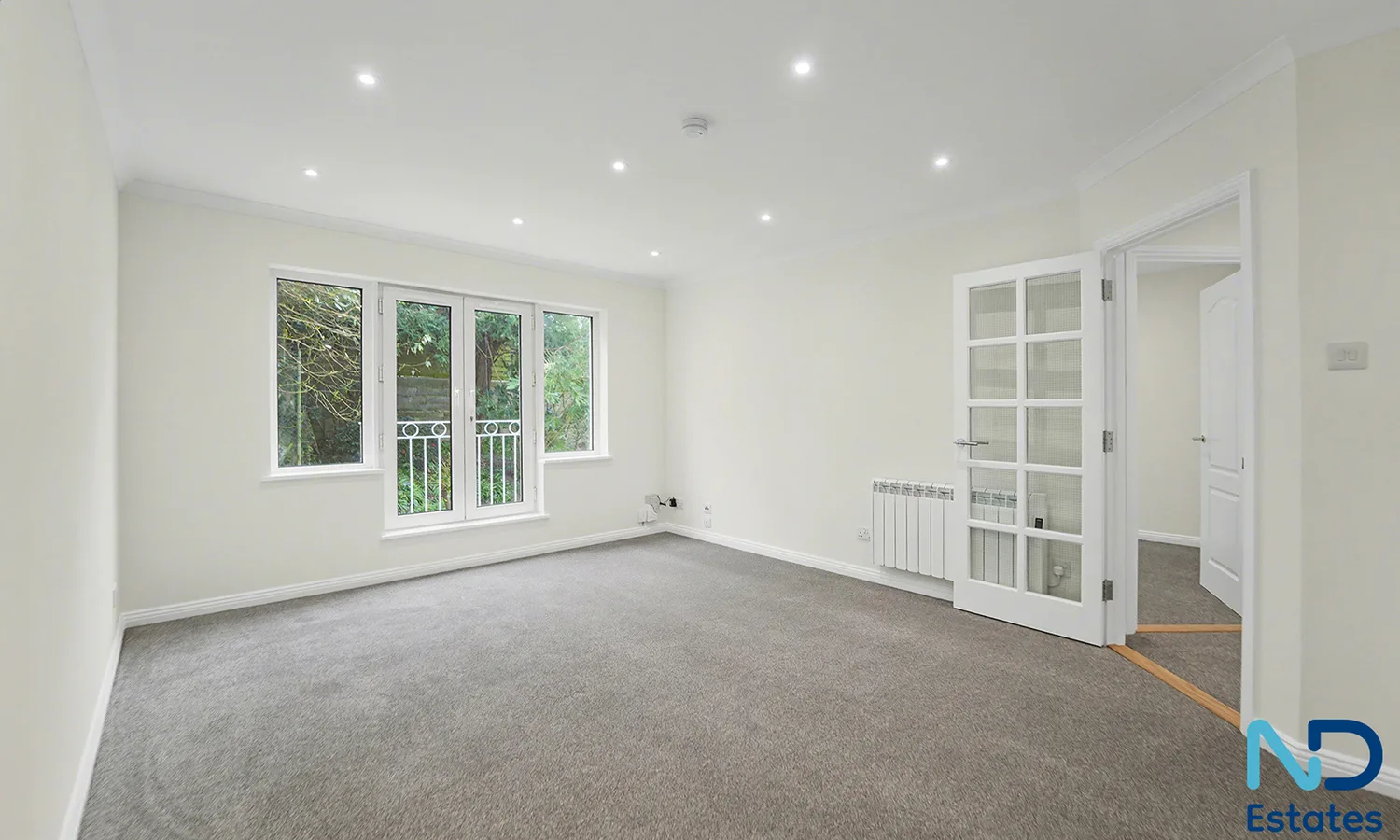 St Helier - One Bedroom Apartment with Parking, St Helier — photo 2 of 5