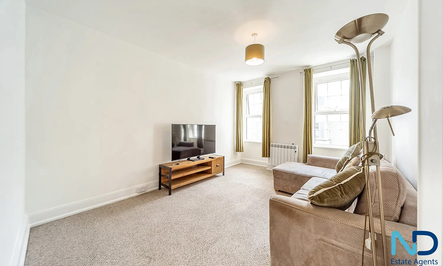 St Helier - Two Bedroom House with Patio Garden, St Helier — photo 3 of 5