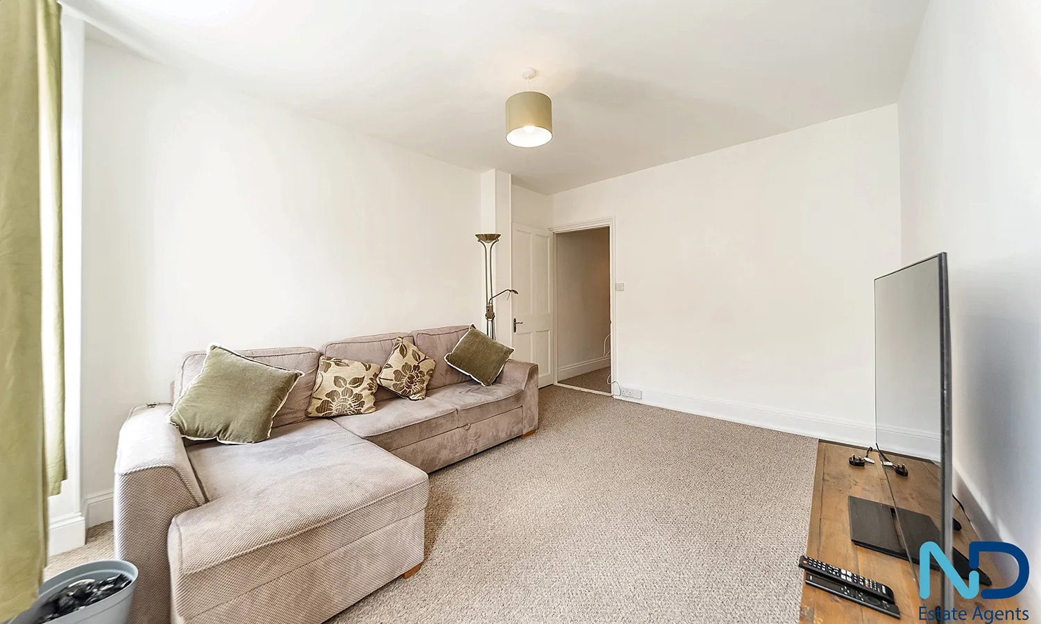 St Helier - Two Bedroom House with Patio Garden, St Helier — photo 5 of 5