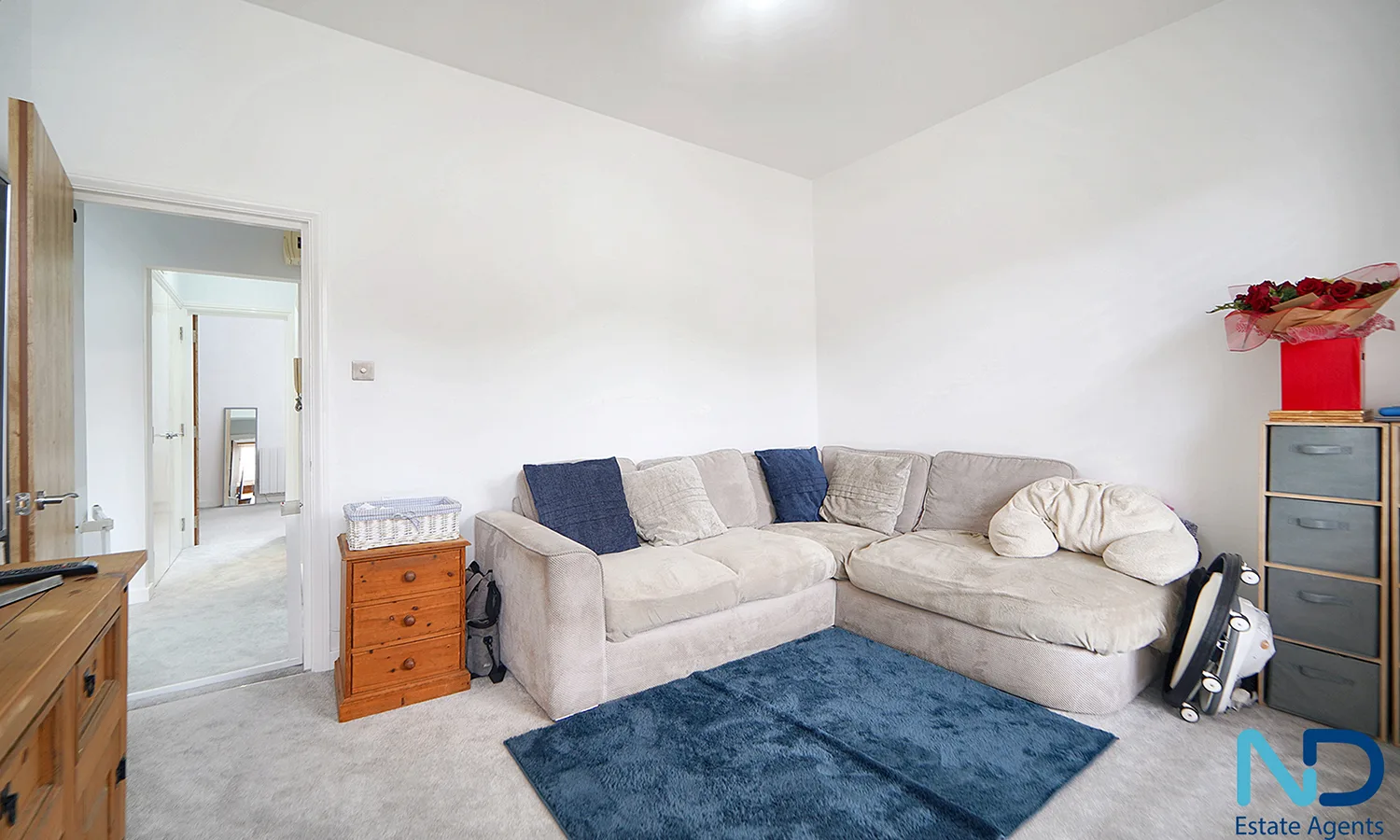 St Helier - Two Bedroom Apartment with Parking on Town Outskirts, St Helier — photo 4 of 18