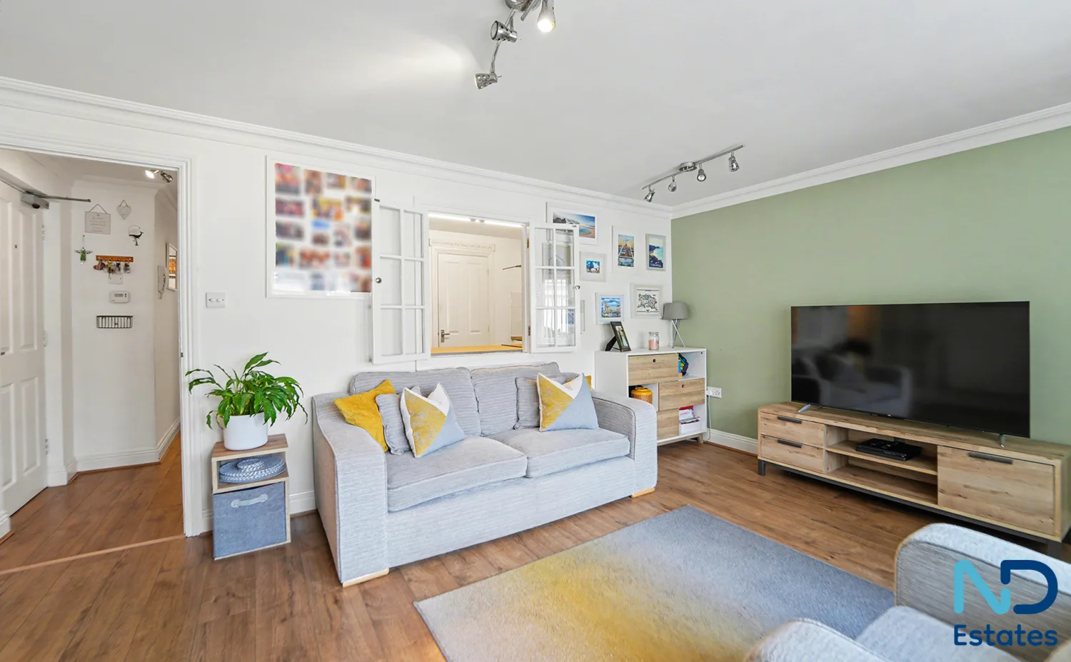 St Peter - Two Bedroom Ground Floor Apartment with Garage, St Peter — photo 6