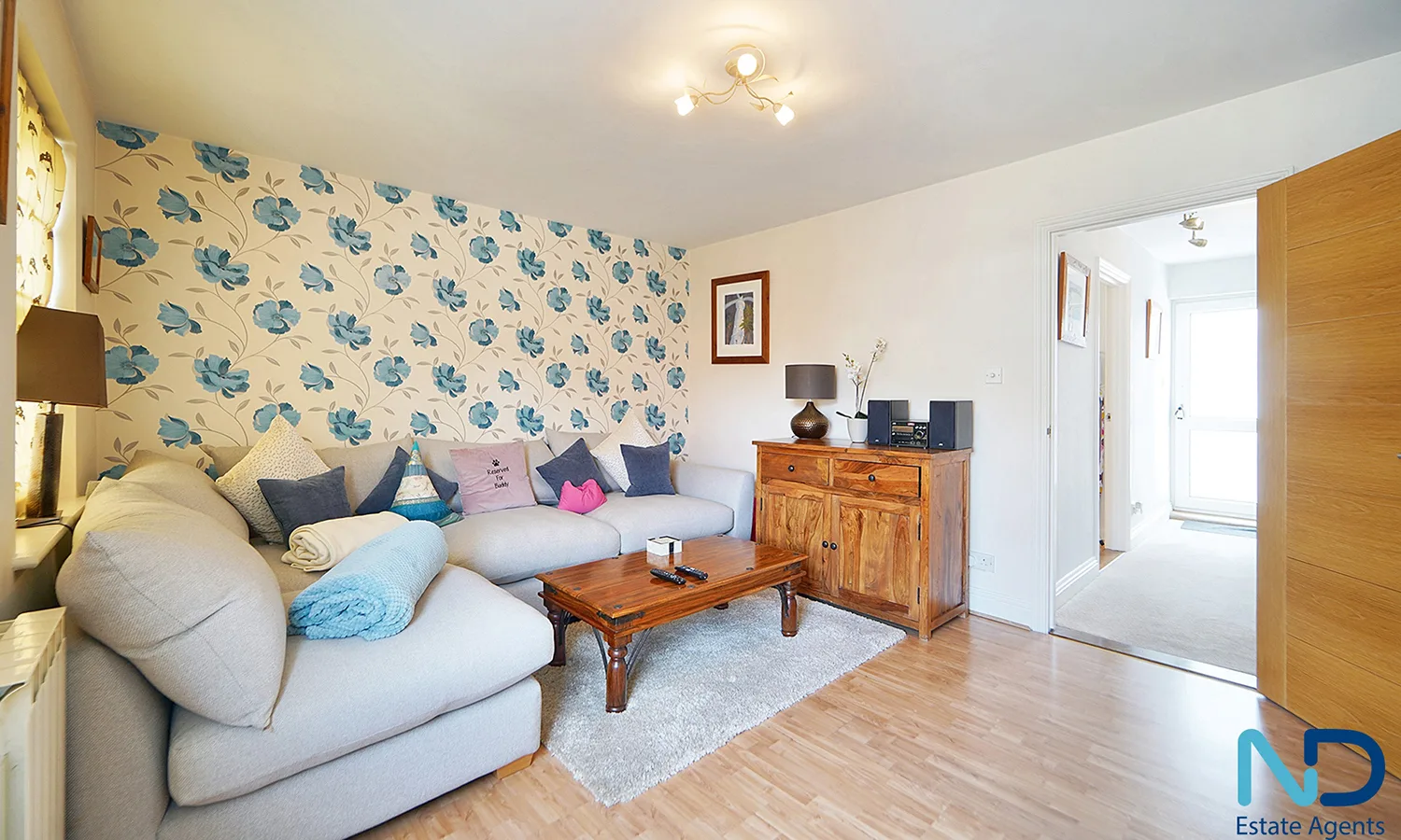 St Helier - Two Bedroom Home with Garden, Garage and Balcony, St Helier — photo 3 of 27