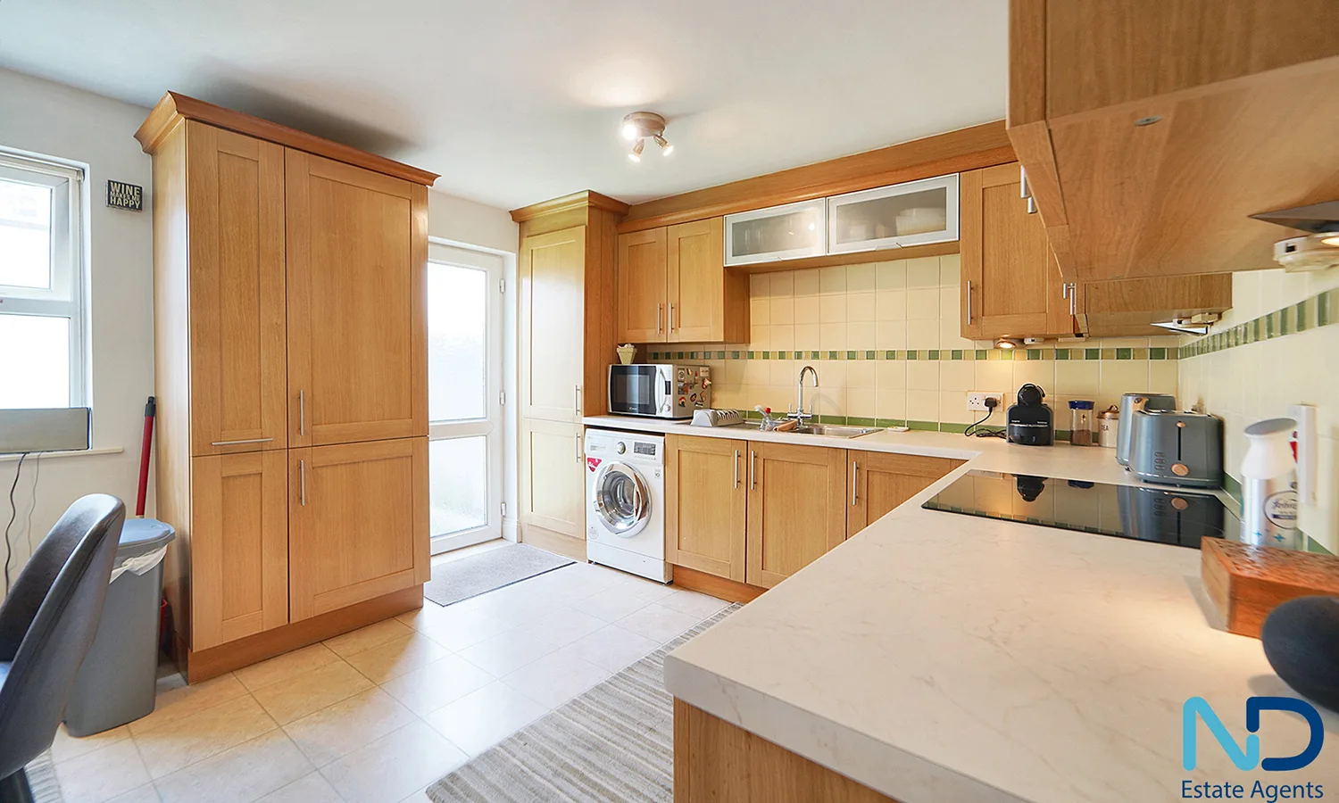 St Helier - Two Bedroom Home with Garden, Garage and Balcony, St Helier — photo 5 of 27