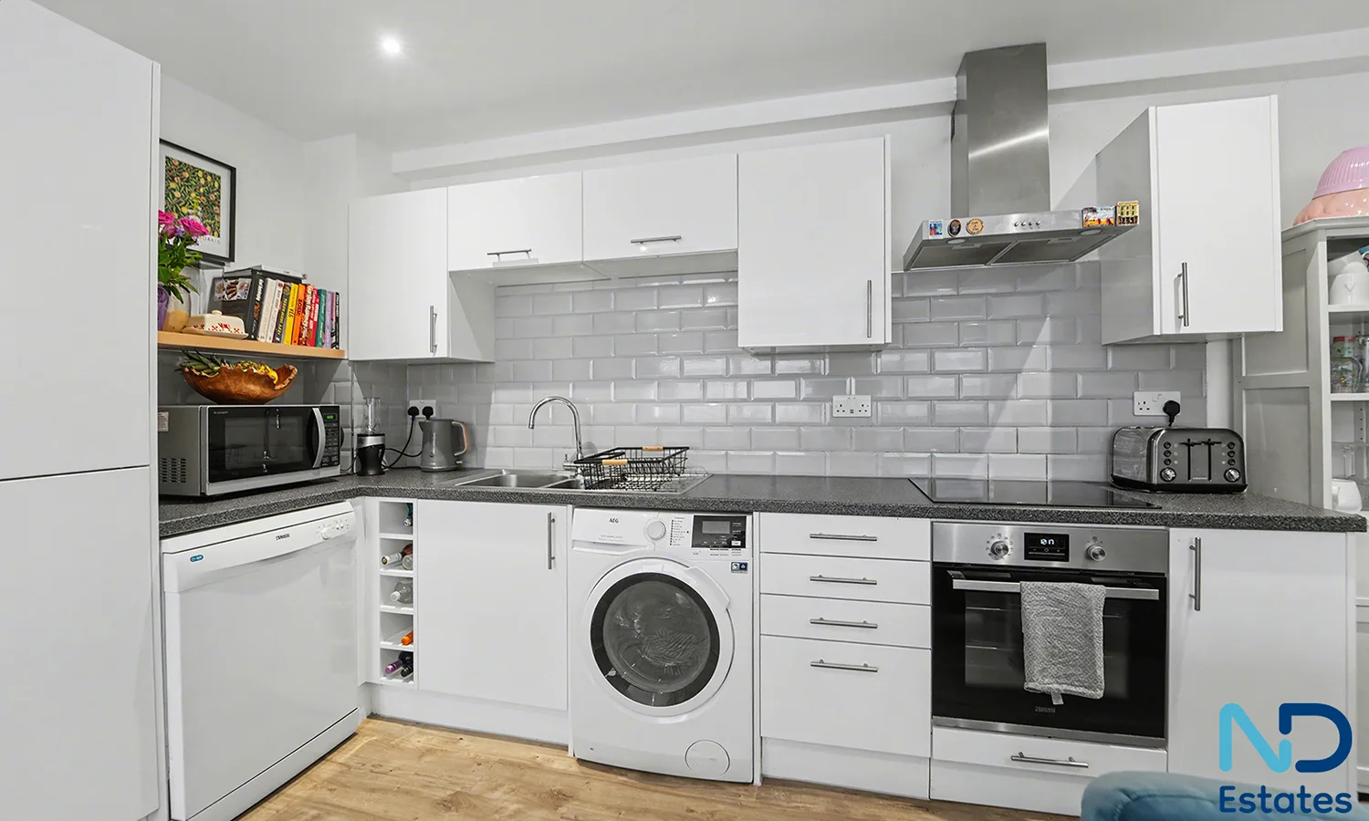 St Helier - Two Bedroom Ground Floor Apartment in Town, St Helier — photo 6