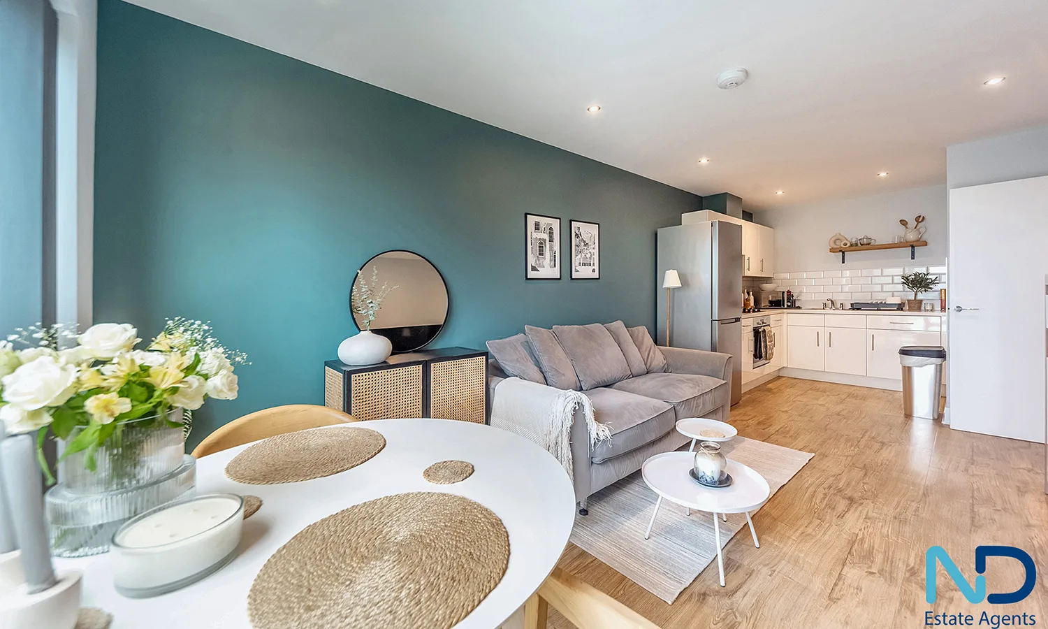 St Helier - One Bedroom Apartment with Balcony at College Garden, St Helier — photo 6 of 34