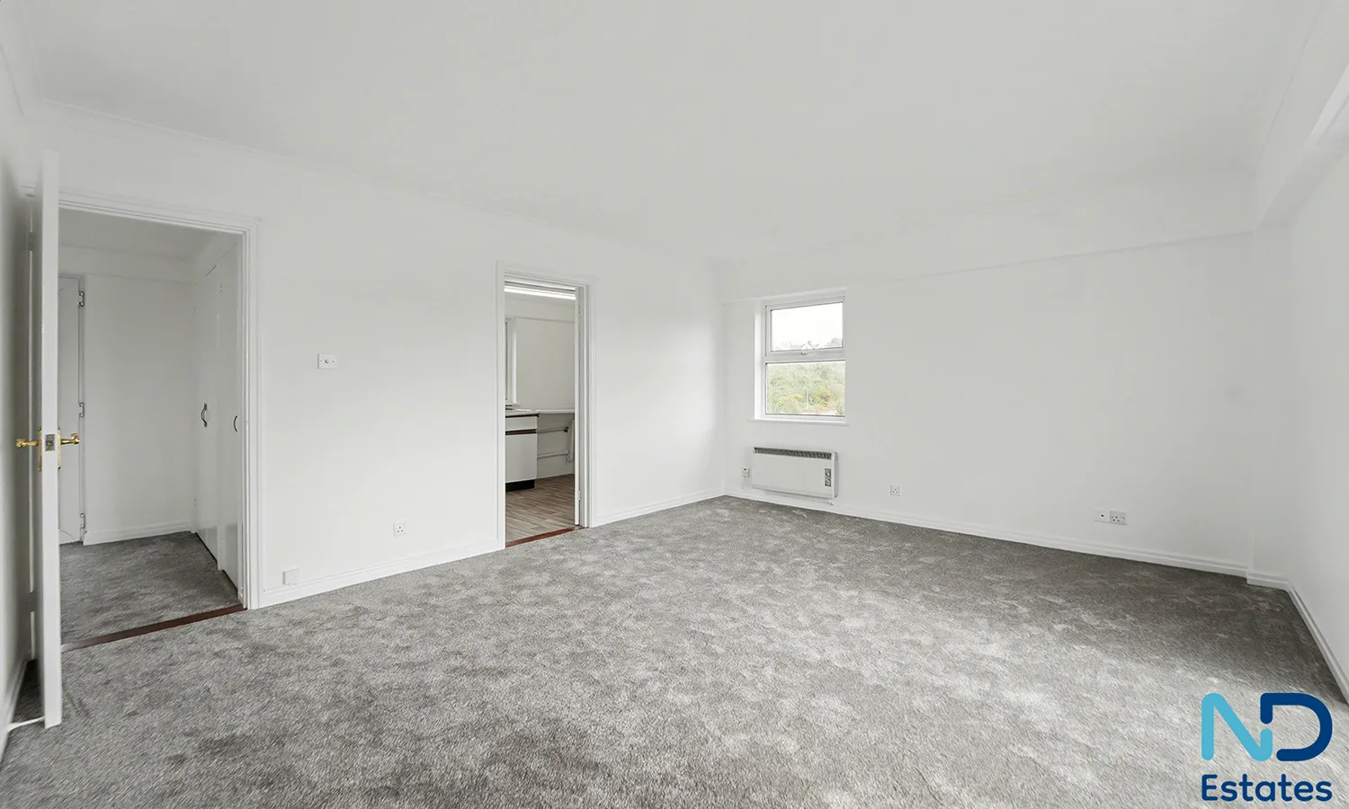 St Helier - One Bedroom Apartment with Views over Town, St Helier — photo 3 of 16