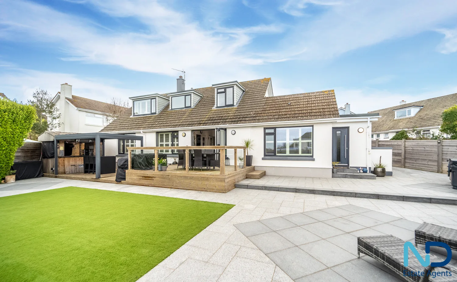 St Helier - Two Generation Home with Garden and Parking, St Helier — photo 1 of 57