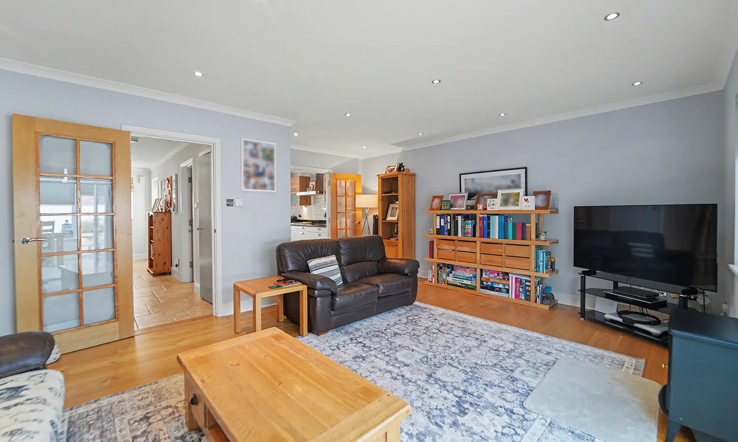 St Saviour - Three Bedroom Semi Detached Home with Garden and Garage, St Saviour — photo 2 of 40