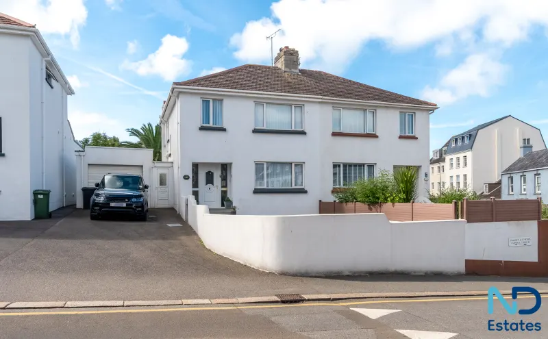 St Helier - Three Bedroom Home with Garden, Garage and Parking, St Helier — photo 1 of 41